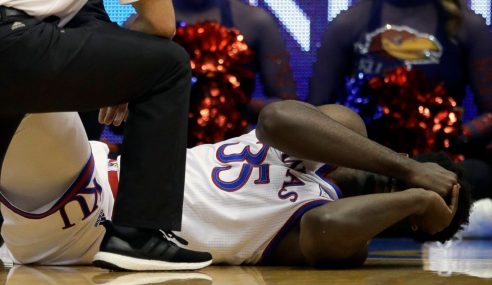 Kansas Jayhawks Lose Center Udoka Azubuike To Ankle Injury