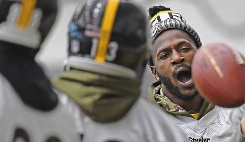 Antonio Brown Meets With Pittsburgh Steelers President Rooney