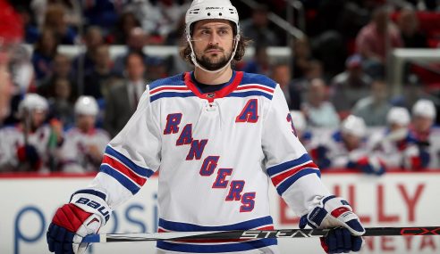 New York Rangers Trade Mats Zuccarello To Goal Starved Dallas