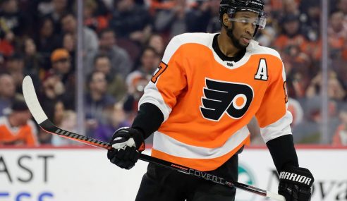 Nashville Predators Acquire Wayne Simmonds For Playoff Run