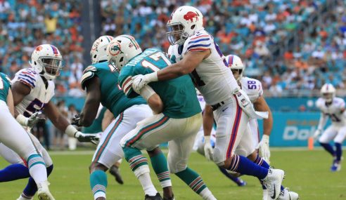 Miami Dolphins Deal QB Ryan Tannehill to Tennessee Titans