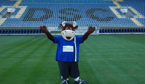 Monday 2.Bundesliga Soccer Action Pits Arminia Bielefeld Against St. Pauli