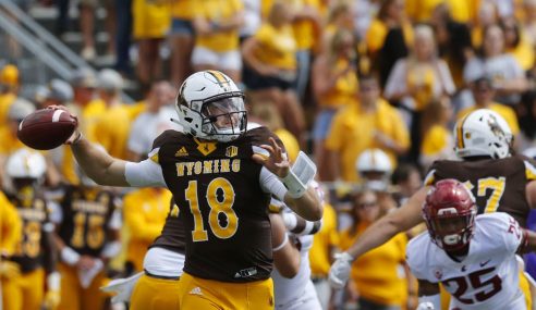College Football Betting:  Missouri at Wyoming