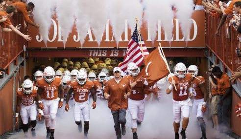 College Football Preview – Texas Longhorns vs. Oklahoma State Cowboys