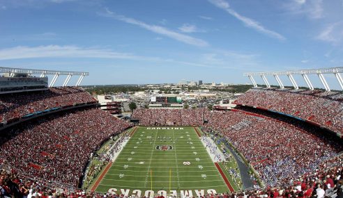 We Toured the SOUTH CAROLINA GAMECOCKS’ AMAZING Football Facility & Equipment Room