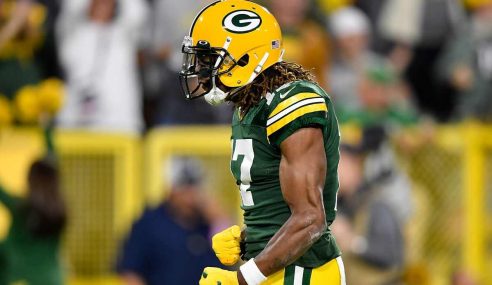 Davante Adams A Non-Factor In Road Playoff Games