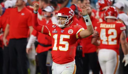 Mahomes Opens As 2020 NFL MVP Favorite