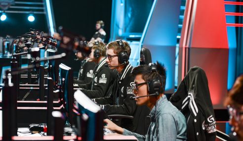 The Two Most Decorated LCS Teams Will Meet in the Summer Split Semifinals