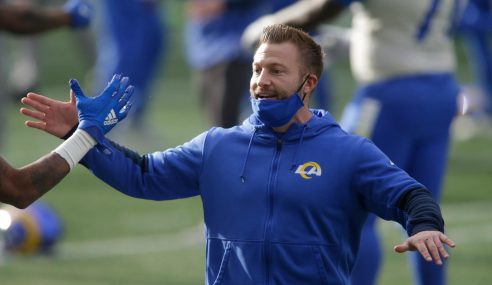 SUNDAY NIGHT FOOTBALL: TENNESSEE TITANS AT LOS ANGELES RAMS