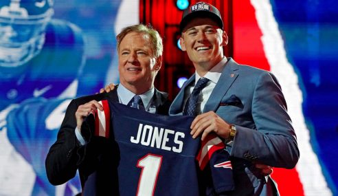 5 TEAMS THAT COULD MISS THE 2022 NFL PLAYOFFS AFTER MAKING IT LAST SEASON