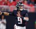 Falcons, Bucs Clash With Top Spot in Division Online
