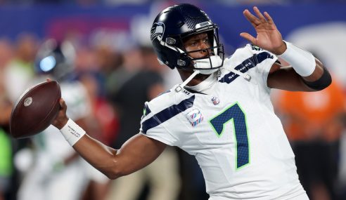 MONDAY NIGHT FOOTBALL WEEK 4: SEATTLE SEAHAWKS AT NEW YORK GIANTS