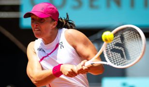 Swiatek Favored in Wide Open U.S. Open