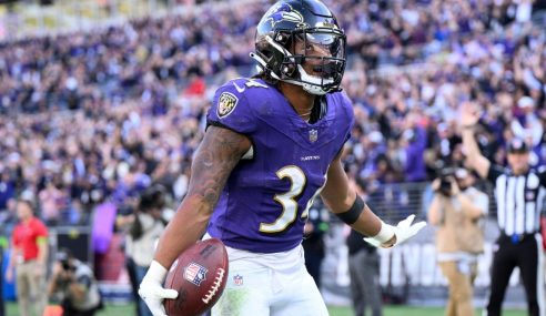 NFL Week 17 Games: Chiefs, Ravens, Seahawks All Favored on the Road