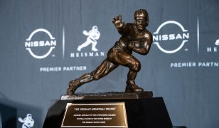 Heisman 2025: Early Odds and Predictions for the Next Trophy Winner